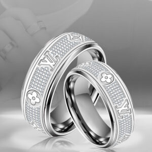 Louis Vuitton | Signature Band Ring SVR38-LV-HYT-NN-180402