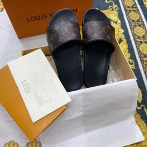 LV | Slippers Unisex 01205