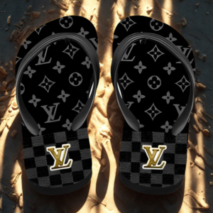 Louis Vuitton | Limited Edition Flip-Flops LYA05042502