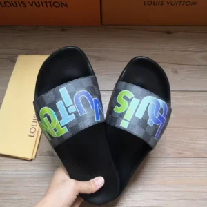 Louis Vuitton |  Slippers Unisex 012020