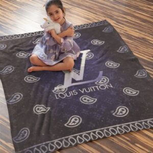 Louis Vuiiton | PREMIUM FLEECE BLANKET LYA26032531