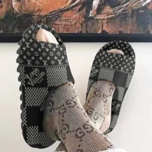 Louis Vuitton |  Unisex Cloud Slides LYA26032509